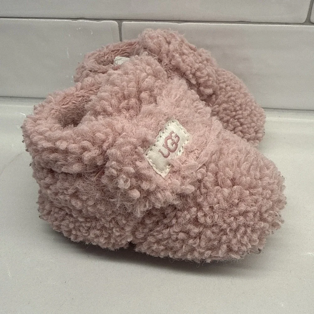 UGG Bixbee Baby & Toddler Pink Booties Size 0/1, 0-6 in, Fast Shipping 11210451